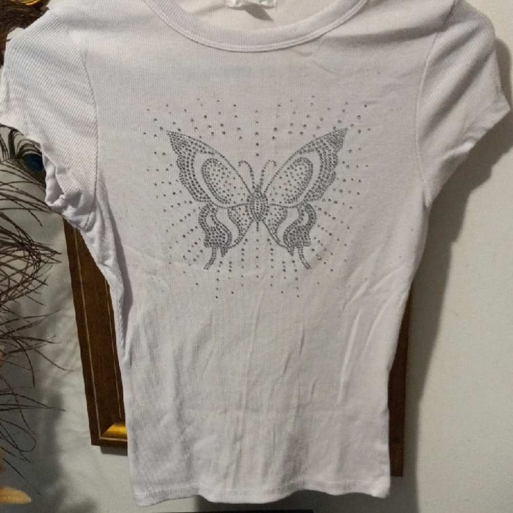 Chic Ribbed White Butterfly Women's Tee